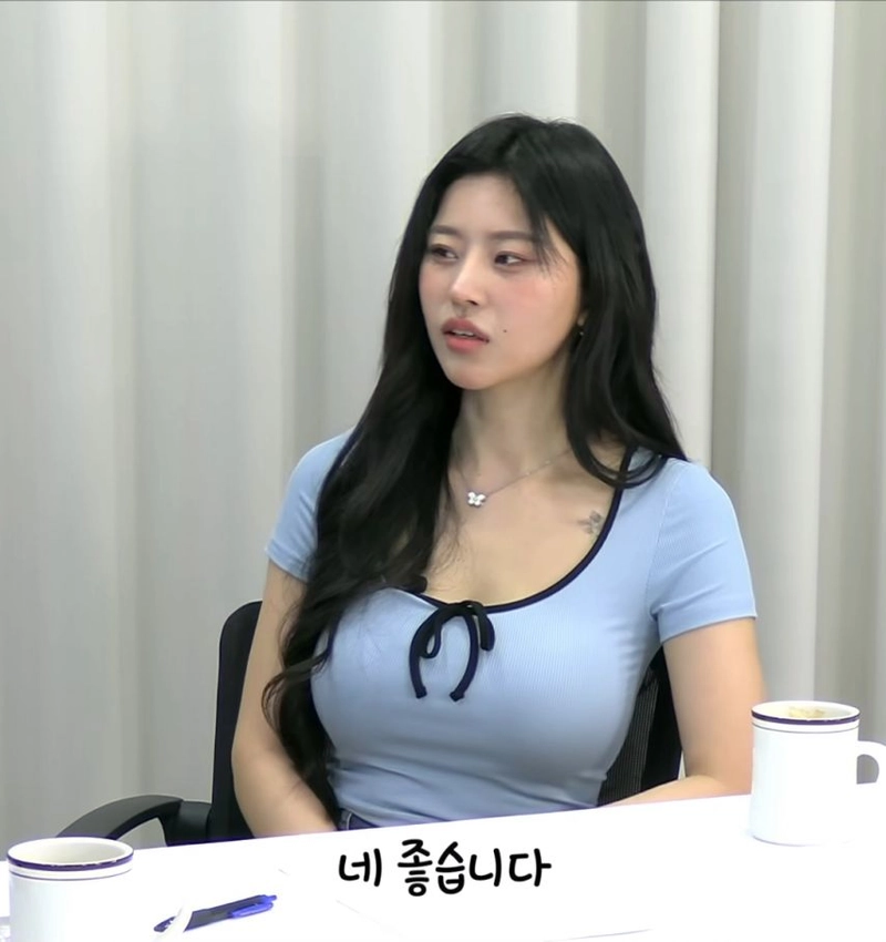 1117.jpg 대물 관상 볼줄 안다는 여자 .jpg