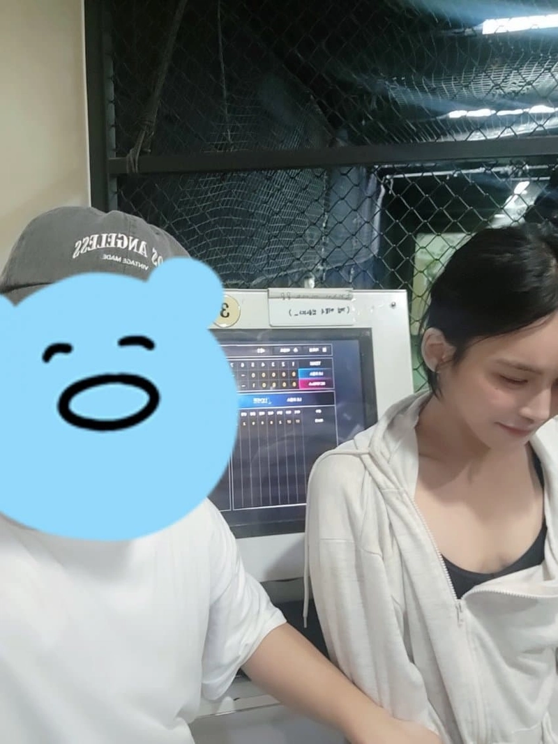 yjrs-20231112-002856-003-resize.jpg 남자랑 데이트 했다는 여장갤 유저 jpg