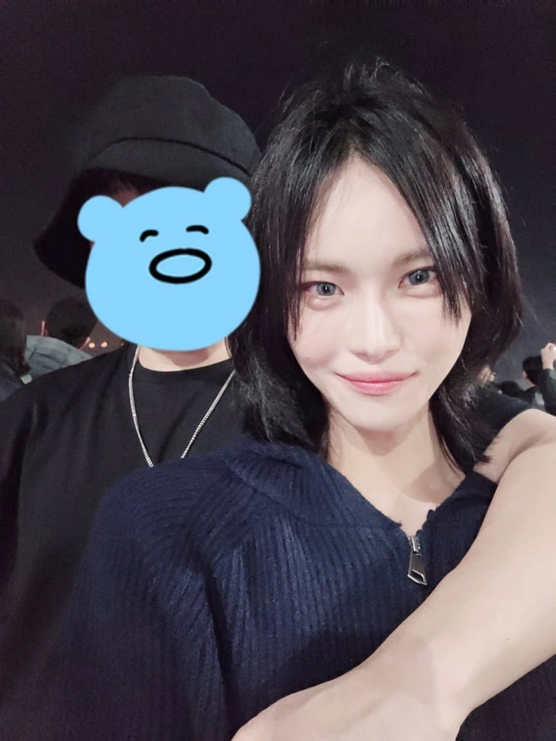 yjrs-20231112-002902-005-resize.jpg 남자랑 데이트 했다는 여장갤 유저 jpg
